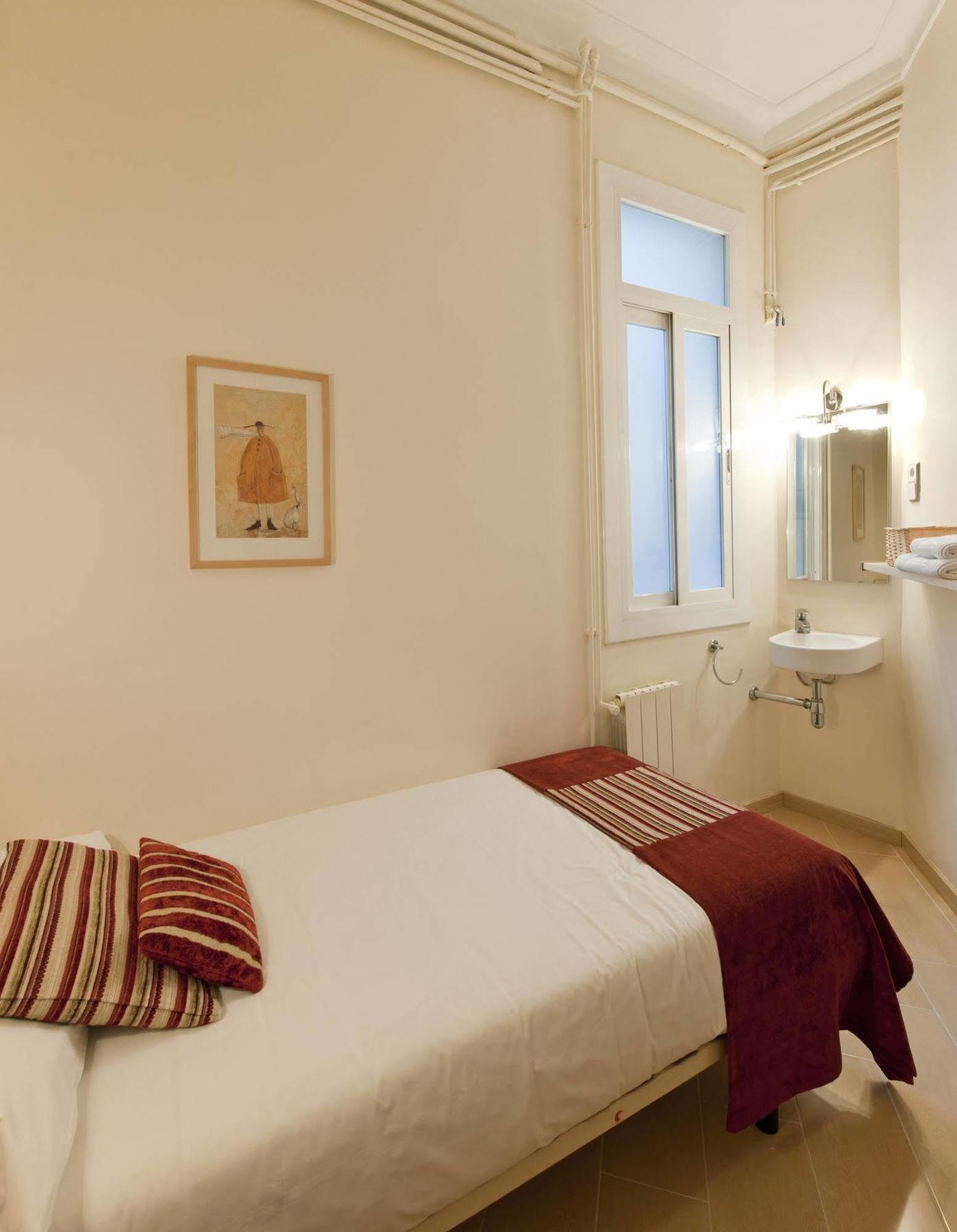 Hostal Central Barcelona Guest house 2*
