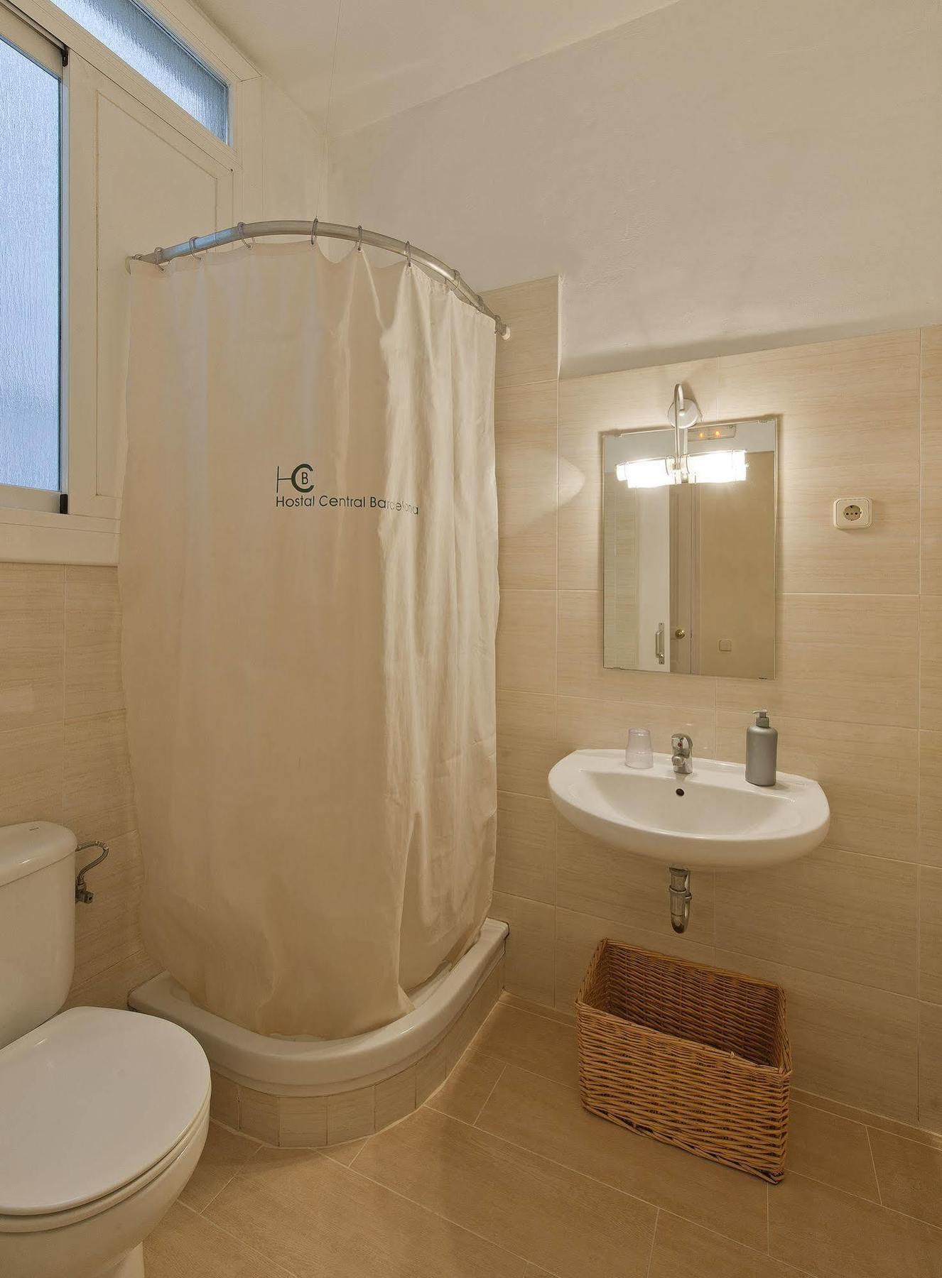 Hostal Central Barcelona Guest house Barcelona